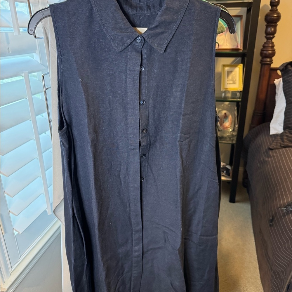 Joan Vass Sleeveless Black Button Front Shirtdress